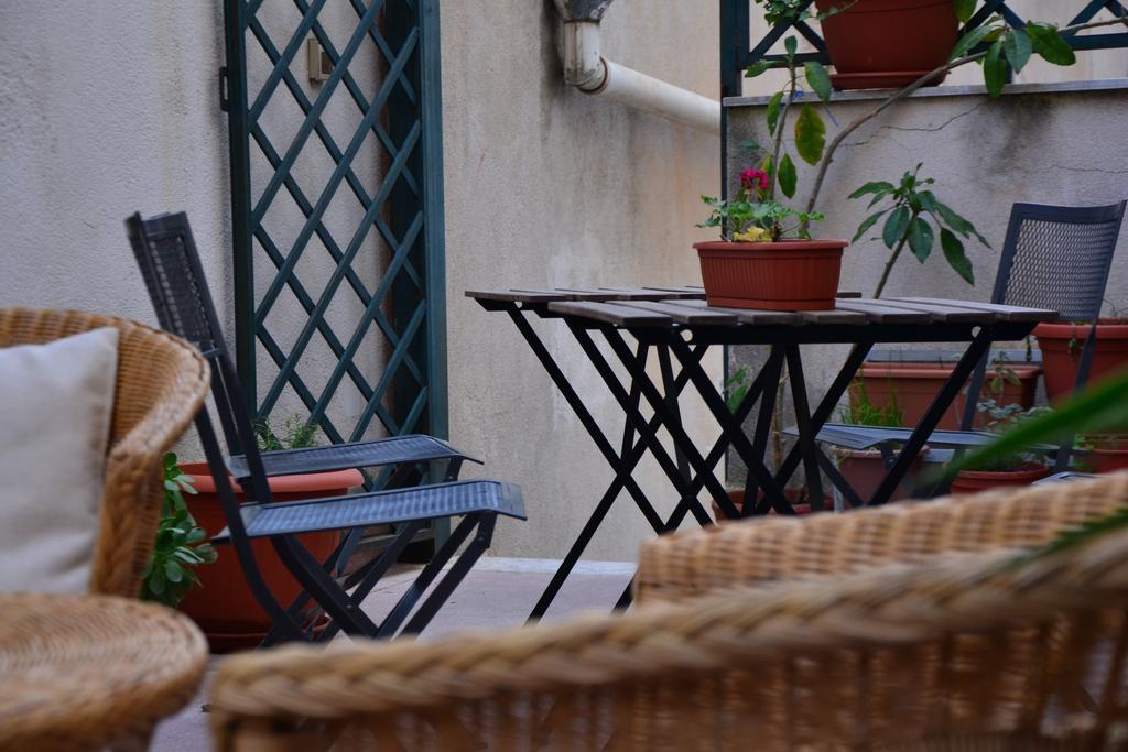 Il Lapino Hotel ปาแลร์โม ภายนอก รูปภาพ